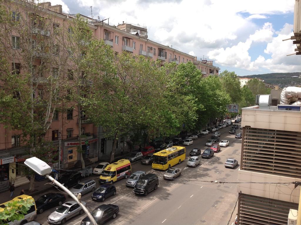 Avenue Hotel Tbilisi Exterior photo